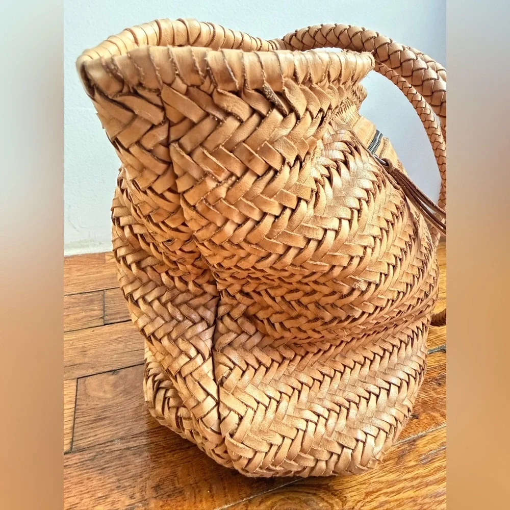 Woven Genuine Leather Tote Bag Tan Minimalist Structured Leather Bag - Picture 4 of 10